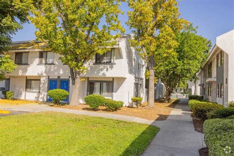 Apartments for Rent in Covina, CA .